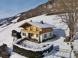 Chalet With Sauna in Piesendorf Near ski Area