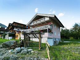 Apartment With Terrace in Aschau im Zillertal