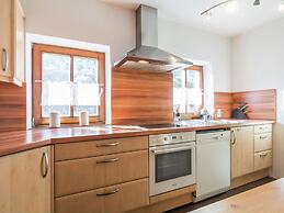 Spacious Holiday Home near Ski Area in Leogang