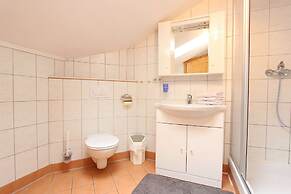 Vintage Apartment With Sauna in Hopfgarten