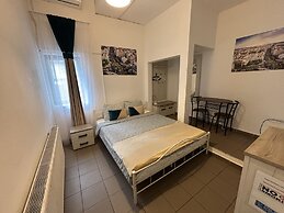 Piata Uniri Cozy Inn