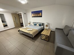 Piata Uniri Cozy Inn