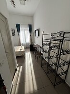 Piata Uniri Cozy Inn