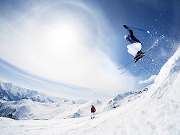 Apartment in Mayrhofen With Garden