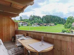 Stylish Apartment in Ellmau With Mountain View