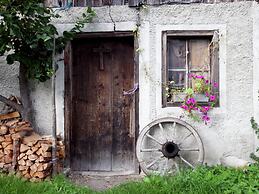 Beautiful Apartment in Fugen / Zillertal