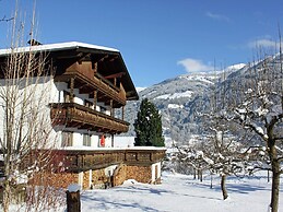 Beautiful Apartment in Fugen / Zillertal