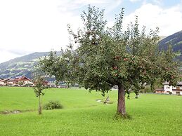 Beautiful Apartment in Fugen / Zillertal