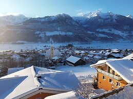 Spacious Apartment in Piesendorf near Ski Area