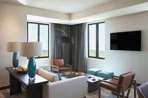 THesis Hotel Miami Coral Gables, Curio Collection by Hilton