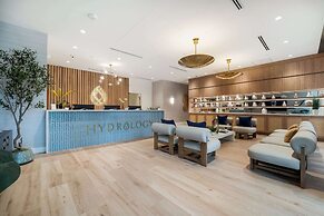 THesis Hotel Miami Coral Gables, Curio Collection by Hilton
