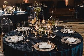 THesis Hotel Miami Coral Gables, Curio Collection by Hilton