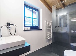 Luxurious Holiday Home in Piesendorf With Sauna