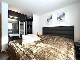 Premium Chalet With Sauna on a Sunny Slope
