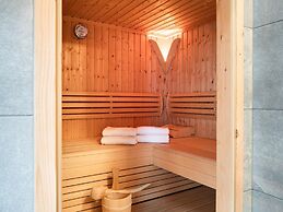 Premium Chalet With Sauna on a Sunny Slope