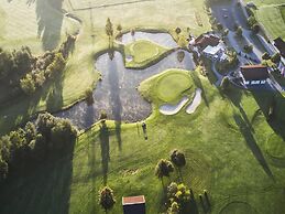 Premium Chalet With Sauna on a Sunny Slope