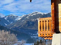 Premium Chalet With Sauna on a Sunny Slope