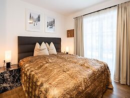 Premium Chalet With Sauna on a Sunny Slope