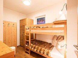 Premium Chalet With Sauna on a Sunny Slope