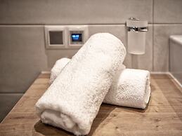 Modern Farm House in Schwendau Balcony