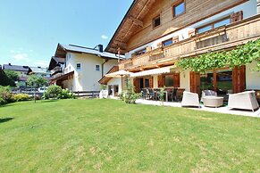 Unique Chalet in the Center of Elmau, Near Ski Lift