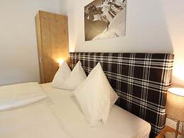 Chalet in Saalbach-hinterglemm With Sauna