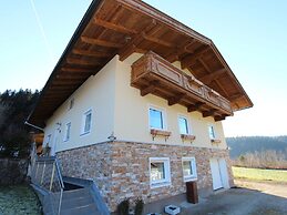 Spacious Chalet near Ski Area in Itter