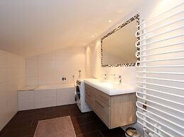 Spacious Chalet near Ski Area in Itter