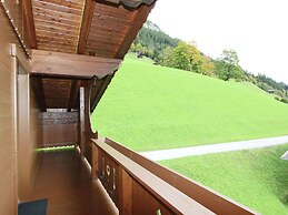 Quaint Apartment in Finkenberg near Ski Lift