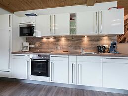 Luxurious Apartment With Terrace