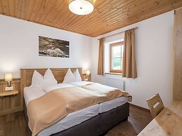 Luxurious Apartment With Terrace