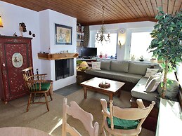 Spacious Chalet in Niedernsill near Skiing