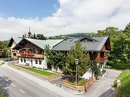 Sunlit Apartment near Ski Area in Mittersill