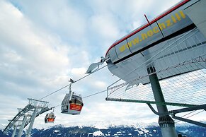 Spacious Holiday Flat With Sauna in Stumm