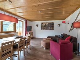 Luxurious Apartment in Saalbach-hinterglemm Near Ski Area