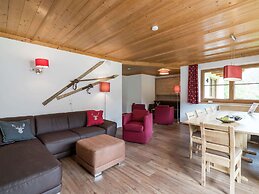 Luxurious Apartment in Saalbach-hinterglemm Near Ski Area