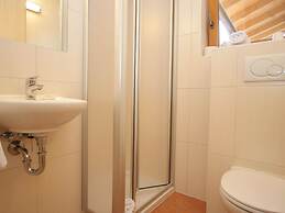 Spacious Apartment in Uderns near Ski Area