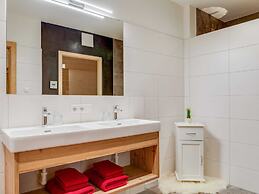 Apartment Near the Zillertal Arena ski Area