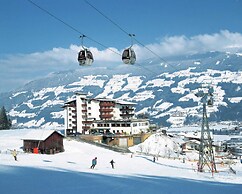 Stylish Flats in Uderns Near Ski Lifts