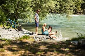 Stylish Flats in Uderns Near Ski Lifts