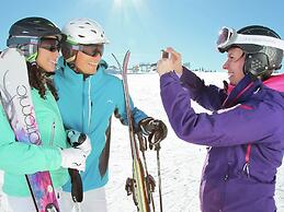 Apartment With Balcony and Sauna