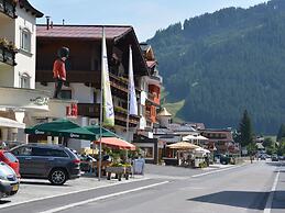 Charming Apartment in Gerlos With Private Sauna