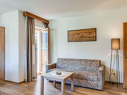 Exquisite Holiday Home near Ski Area in Königsleiten