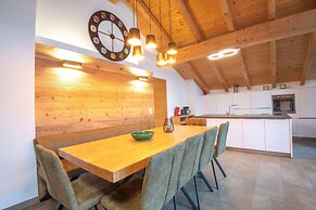 Luxury Apartment in Brixen