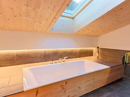 Elite Chalet near Ski Slopes in Westendorf