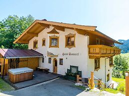 Boutique Holiday Home in Kirchberg with Hot Tub