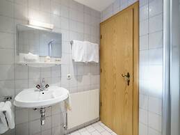 Boutique Holiday Home in Kirchberg with Hot Tub