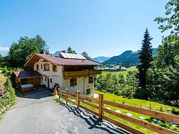 Boutique Holiday Home in Kirchberg with Hot Tub