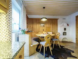 Boutique Holiday Home in Kirchberg with Hot Tub