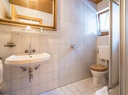 Boutique Holiday Home in Kirchberg with Hot Tub